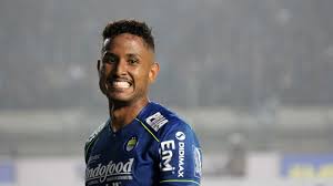 Wander luiz skill & goal persib bandung wander luiz is wonderful • all goal maret 2020 video subscribe⏪⏪⏪ ▷by uf sport tv new video ✓wander luiz ⚫ skills & goals 2020 bantu 1k. Wander Luiz Apresiasi Kerja Keras Ketenangan Persib Bandung Goal Com