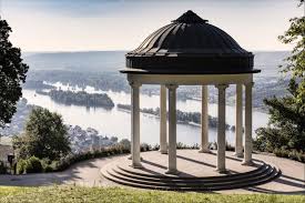 Maybe you would like to learn more about one of these? Ein Stuck Griechenland Im Rheingau Gesamtkunstwerk Am Rhein Niederwalddenkmal Rudesheim Teil 1