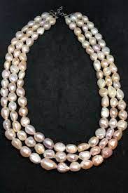 Vintage 3 Strand Freshwater Pearl Necklace 925 Sterling For Etsy In 2020 Pearl Necklace Vintage Freshwater Pearl Necklaces Pearl Necklace
