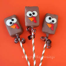 It's almost thanksgiving and i'm sharing some fun and cute treats you can make to share with your thanksgiving guests. Cute Thanksgiving Desserts Easy Recipe Ideas Today S Creative Ideas