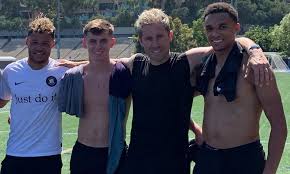 Digital portrait of arguably one of the best fullbacks in football! Liverpool Trio Train With Fitness Coach Nicky Holender In Los Angeles Daily Mail Online