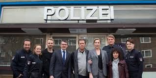 In so vielen jahren gab es nicht nur schöne momente. Tv Dauerbrenner Grossstadtrevier Ab Jetzt Wird In Der Neuen Wache Gedreht Mopo De