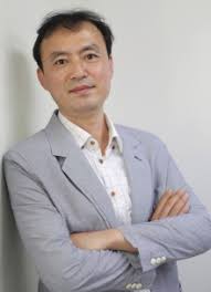 아버지는 이조판서를 지낸 이유승(李裕承, 1835~1906)이다. ìš°ë‹¹ ì´íšŒì˜ 6í˜•ì œì— ë¹šì§„ ëŒ€í•œë¯¼êµ­