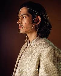 Smita Doshi's Instagram, Twitter & Facebook