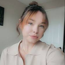 Alyssa Trout's Instagram, Twitter & Facebook