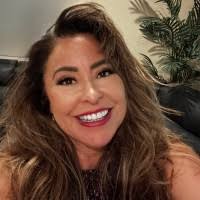 10+ "Michele Api" profiles