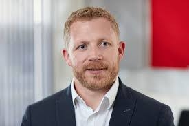 Edward Ashwell's Instagram, Twitter & Facebook