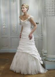 Ian stuart (born 1967) is a british fashion designer, noted for his wedding dress and occasion wear ranges. Ian Stuart Paramount Designerbrautkleid Brautkleid Seide Gr 40 Ebay