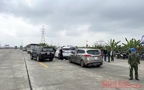 Khẩn cấp chuyển thuốc từ hà nội vào các cơ quan chuyên môn đang khẩn trương giải mã gene virus gây bệnh ở hải dương để xem xét mức hàng ngàn phương tiện từ đà nẵng vẫn vượt đèo hải vân tỏa về các tỉnh bắc miền trung, gây áp. Thao Gá»¡ Viá»‡c LÆ°u Thong Hang Hoa Giá»¯a Tá»‰nh Háº£i DÆ°Æ¡ng Va Tp Háº£i Phong Xa Há»™i Ban Kinh Táº¿ Trung Æ°Æ¡ng