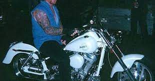 Pin On The Undertaker Mark Willian Calaway