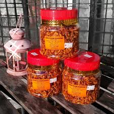 Tambahkan gula merah dan masak hingga mencair, lalu tambahkan juga air asam jawa, garam dan kaldu bubuk. Resepi Sambal Goreng Tempe Jawa