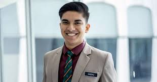 The day this photograph was taken putin bestowed the order of friendship upon mahathir. Syed Saddiq Criticised For Wearing Rm4k Shoes Turns Out They Cost Way Less Was A Gift World Of Buzz