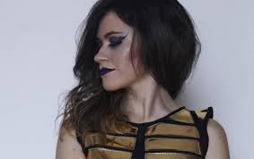 Ali Stone, la electrónica con oído de mujer