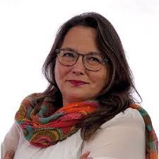 Carolina Vivanco's Instagram, Twitter & Facebook