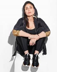 Kareena Kapoor Khan Makes Her Instagram Debut Fans Say Welcome Begum Of Bollywood