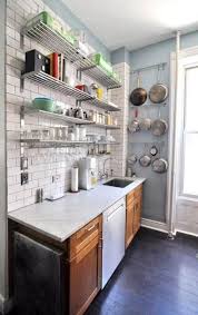 Model rak dapur bawah ini dapat coba digunakan di istana memasak anda. 10 Inspirasi Model Rak Lemari Dapur Yang Sayang Dilewatkan