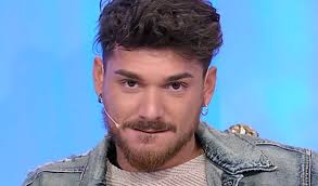 Lì ha conosciuto il suo attuale fidanzato, andrea cerioli, reduce dall'esperienza di tentatore a temptation island. Risultati Della Ricerca Per Andrea Cerioli Bitchyf