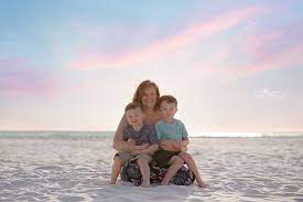 Family Photographer In Sarasota Keity Mitchell Photography Familyphotographer Sarasota Family Beach Portraits Beach Photography Family Family Photography