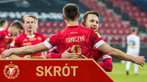 Average number of goals in meetings between korona kielce and widzew lodz is 2.0. Skrot Meczu Widzew Lodz Korona Kielce Youtube