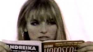 A d d a e a d d a e now i'm free, free fallin'. Tom Petty The Heartbreakers Video Clip Free Fallin Lyrics Youtube