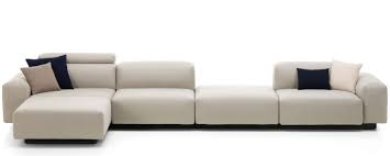 Das bellevie sofa aus dem hause fermob ist gekennzeichnet durch eine massive grundstruktur mit stark abgerundeten kanten im profil. Vitra Soft Modular Sofa Viersitzer Plattform Chaise Longue Offizieller Vitra Online Shop