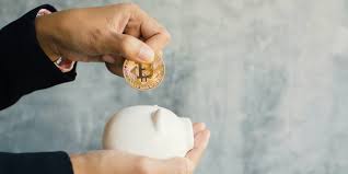 Since the price of bitcoin changes all the time, it is worthwhile to compare prices when buying bitcoin. How To Invest In Bitcoin Where To Buy And Strategy Tips