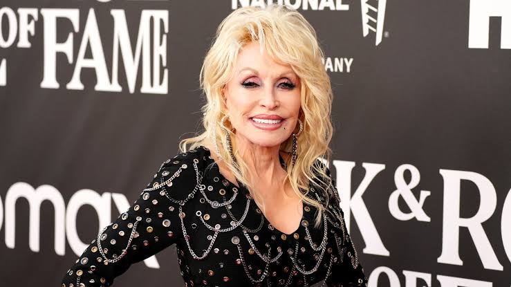 Dolly Parton Says Husband Carl Dean Was 'Ill for Quite A While' Before Death