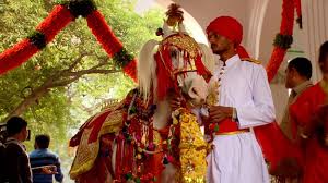 15.09.2021 · arguably one of love island's most successful couples, alex and olivia bowen are enjoying a swanky break away as they celebrate their third wedding anniversary The Lavish Lifestyle Of India S Royalty Bbc News