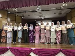 Sekolah seri puteri's representative innovation for the international perlis engineering research & learning innovations. Kpm Puan Teo Nie Ching Meraikan 13 Orang Pelajar Sekolah Menengah Sains Seri Puteri