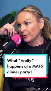 Melissa Linker's Instagram, Twitter & Facebook