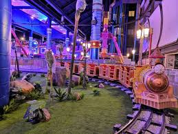 Selain dari taman tema dan permainan yang menarik, ia juga merupakan syurga. Skytropolis Funland Taman Tema Indoor Terbaru Di Genting Highland Rileklah Com