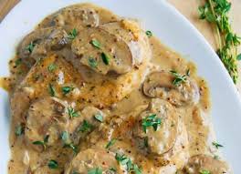 Poulet Moutarde Champignons Votre Delicieux Plat Principal Poulet Moutarde Recettes De Cuisine Plat Principal