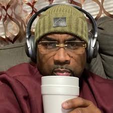 Moses Richardson (@MOSESGAMUSIC)