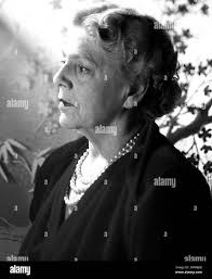 The aunt hi-res stock photography and images