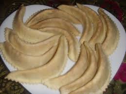 Ma Cuisine Marocaine Et D Ailleurs Par Maman De Sara Cornes De Gazelle Marocaines Ka3 Corne De Gazelle Recette De Cuisine Marocaine Corne De Gazelle Marocaine