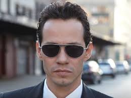 Socios acusan a Marc Anthony de engaño