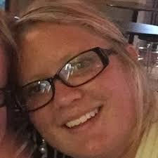 Mary Quiett's Instagram, Twitter & Facebook