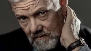 Casper Christensen forsøger igen at komme af med overdådig bolig