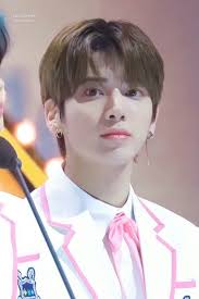 Shinee, chanyeol baekhyun, k wallpaper, kpop posters, kpop guys, bts taehyung. 200130 Txt At Sma Txt Kpop Pictures