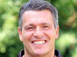 Contrino zurück an alter Wirkungsstätte