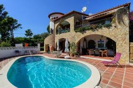 Haus kaufen in spanien kompetent exklusiv& leidenschaftlich mit engel & völkers häuser in spanien kaufen 800 standorte starke expertise. Haus Im Spanischen Stil Mit Wunderschonem Meerblick Girona Spanien Pe0692