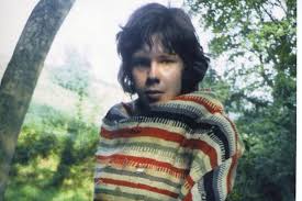 ♫ EN RECUERDO DE NICK DRAKE, HOY QUE TENDRÍA 73 AÑOS | PyD