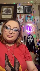 🚨 Quick & Fun: This or That! 🚨 Let's see what everyone's vibe is today —  comment your answers below: ☕ Coffee OR Tea 🛏 Sleep In OR Early Riser 💄  Full