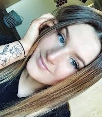 Tracy Steen's Instagram, Twitter & Facebook