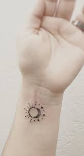 48 Best Small And Simple Tattoos For Women And Men For 2019 Page 8 Of 48 Tattoo Go Simple Tattoos For Women Tattoos For Women Tattoos