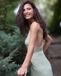 Tout récemment, leila veslard a été élue miss périgord 2020. Miss Aquitaine 2020 Est Leila Veslard En Route Pour Miss France Non Officiel Facebook