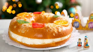 They're shortbread biscuits made with the basic. Roscon De Reyes Spain S Cake At Christmas Orgies Everyday Food Blog