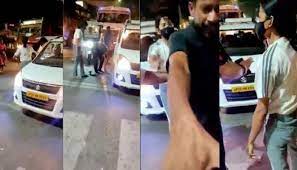 We play music from the 50's to today including oldies, motown, classic rock, country, dance & modern hits. Girl Thrashes Taxi Driver In Middle Of Street Watch Viral Video Viral News Zee News