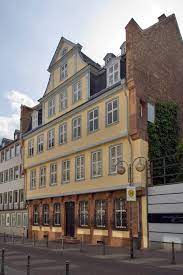 The goethe house was the residence of the goethe family until 1795. Goethe Haus Wikipedia