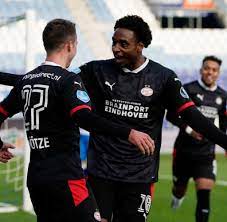 Aiscore football livescore is available as iphone and ipad app, android app on google play and. Psv Eindhoven Traumeinstand Fur Mario Gotze 3 0 Gegen Zwolle Welt